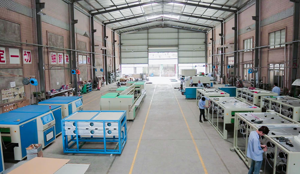 產(chǎn)品組裝車(chē)間